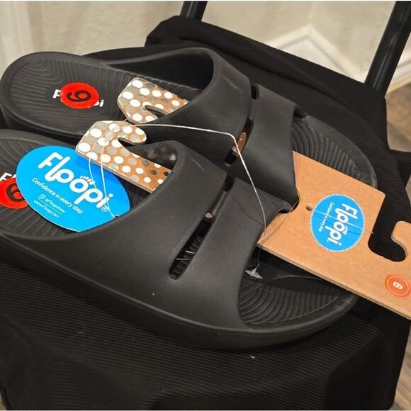 Floopi Sophie Comfort Slide Sandal - Picture 7 of 9